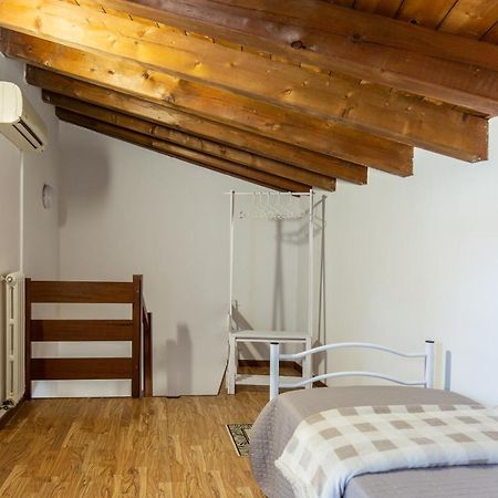 Blu Bed Apartment Castelnuovo del Garda Exterior photo