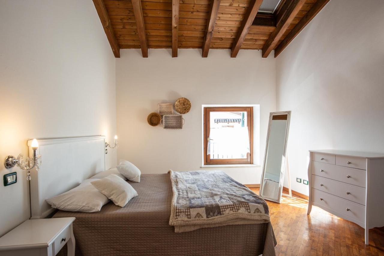 Blu Bed Apartment Castelnuovo del Garda Exterior photo